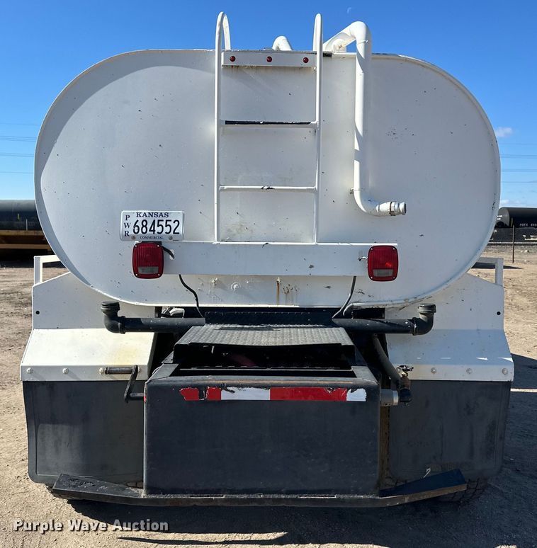 image for item DM2707 2014 Freightliner  Business Class M2 water truck