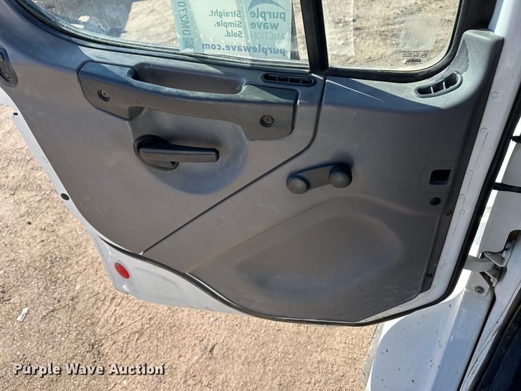 image for item DM2707 2014 Freightliner  Business Class M2 water truck