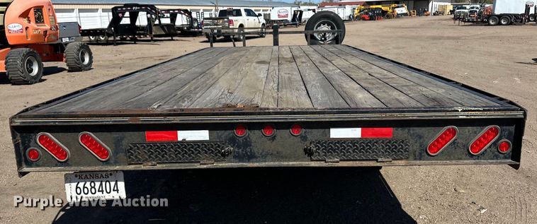 image for item DM2708 2014 Maxey equipment trailer