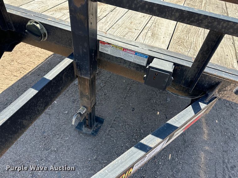 image for item DM2708 2014 Maxey equipment trailer