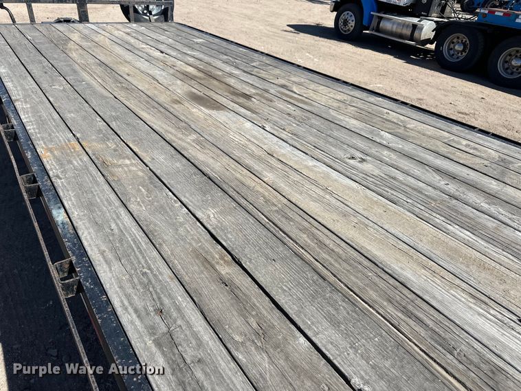 image for item DM2708 2014 Maxey equipment trailer