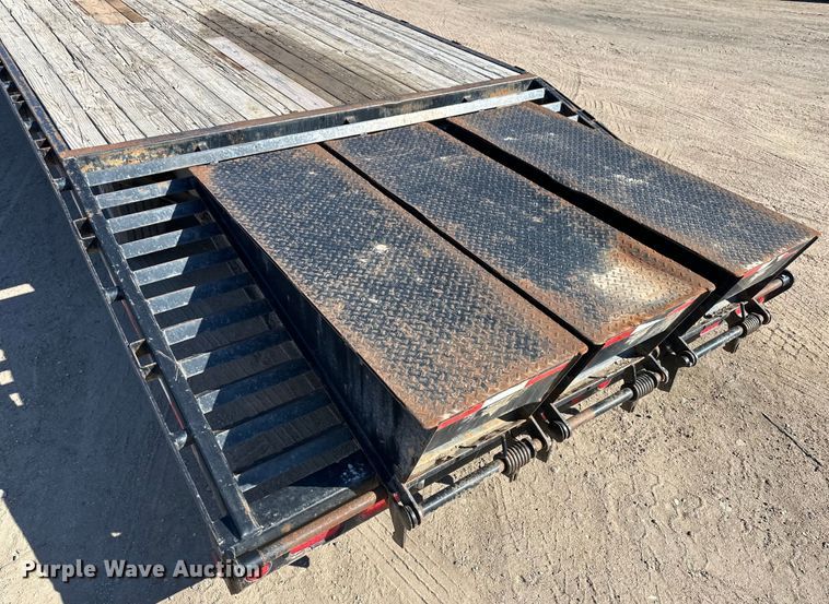 image for item DM2709 2010 PJ equipment trailer