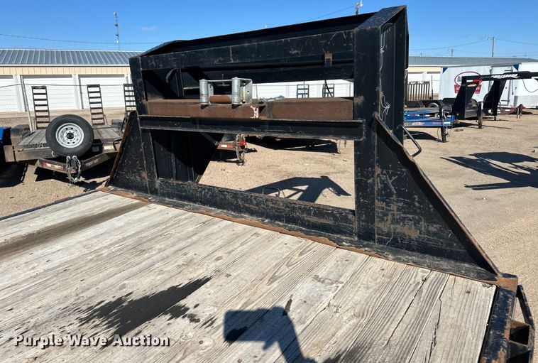 image for item DM2709 2010 PJ equipment trailer