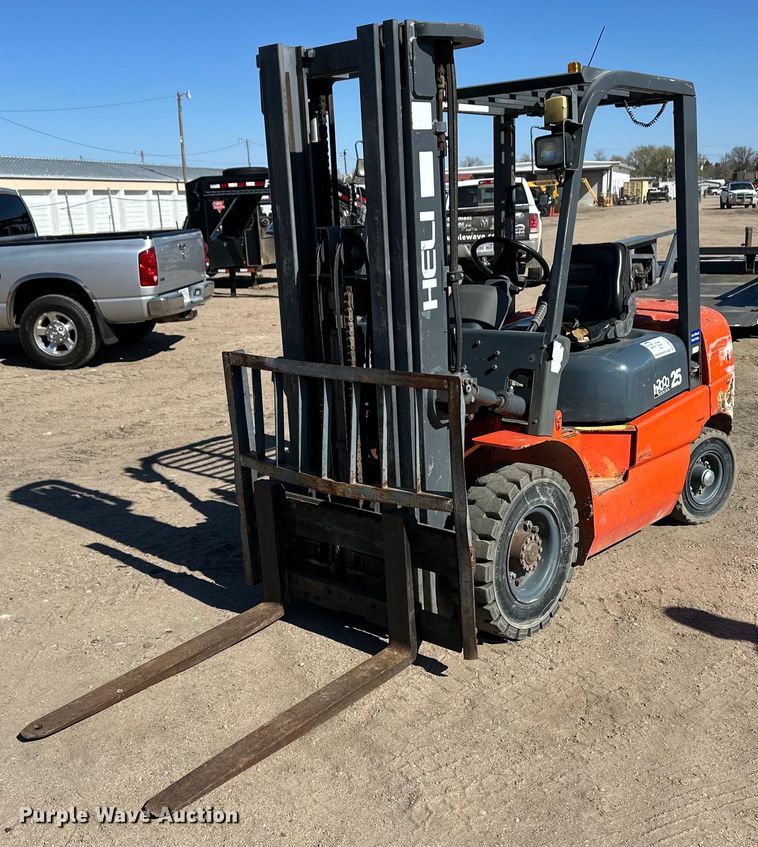 image for item DM2711 Heli CPCD25 forklift