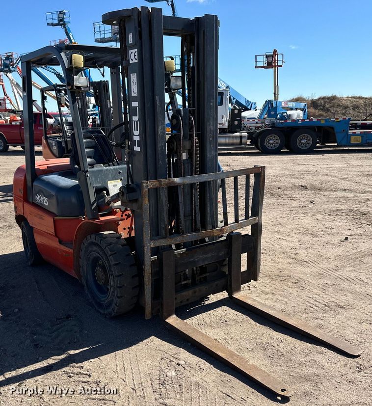 image for item DM2711 Heli CPCD25 forklift