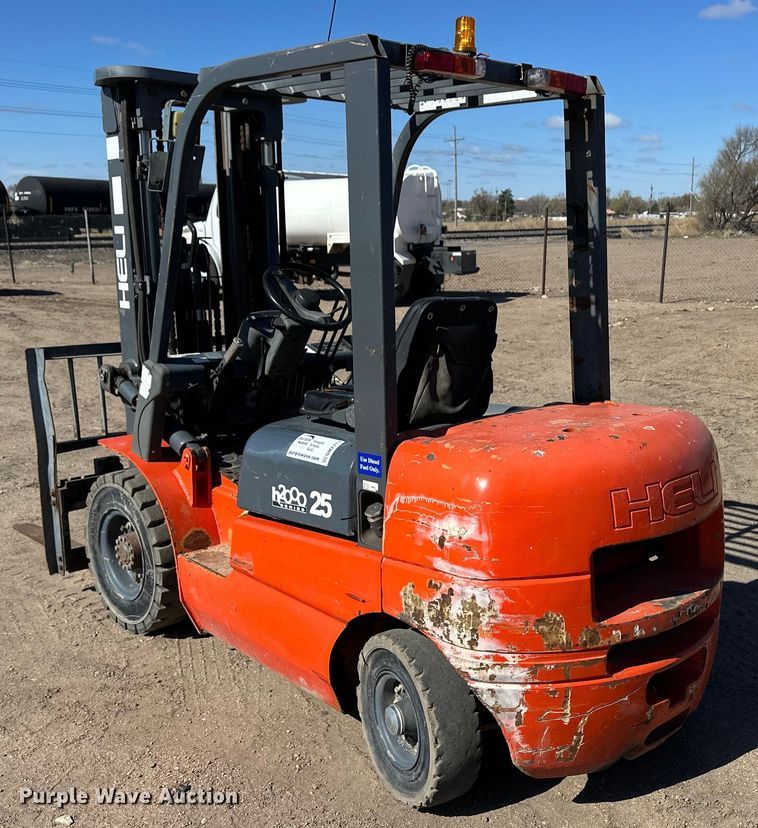 image for item DM2711 Heli CPCD25 forklift