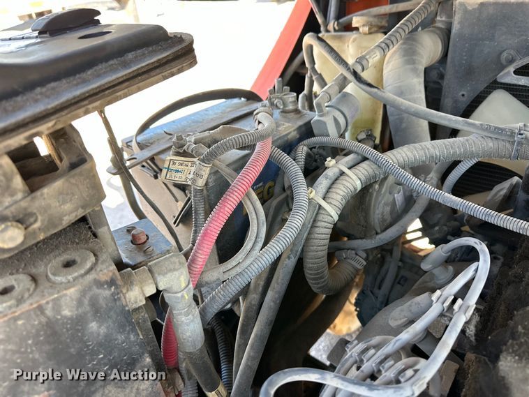 image for item DM2712 Nissan 25 forklift