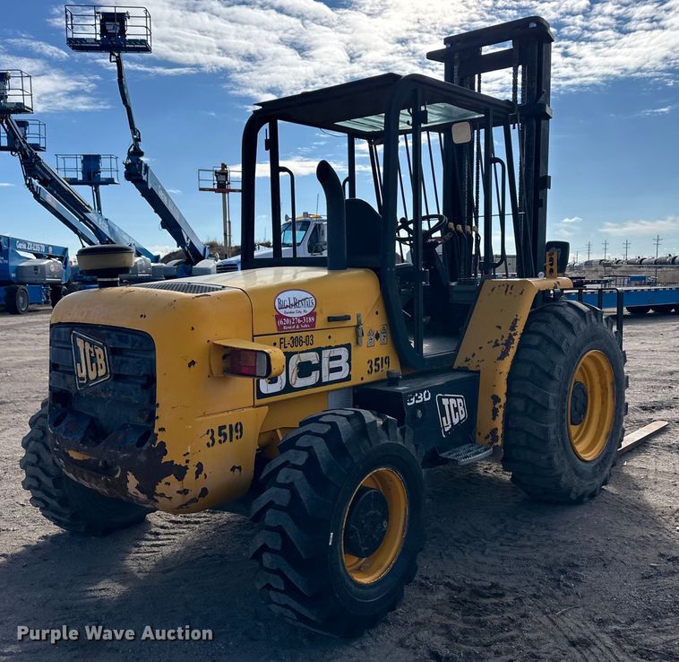 image for item DM2714 2013 JCB 930 forklift