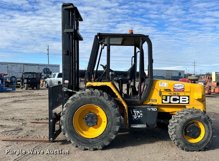 image for item DM2714 2013 JCB 930 forklift