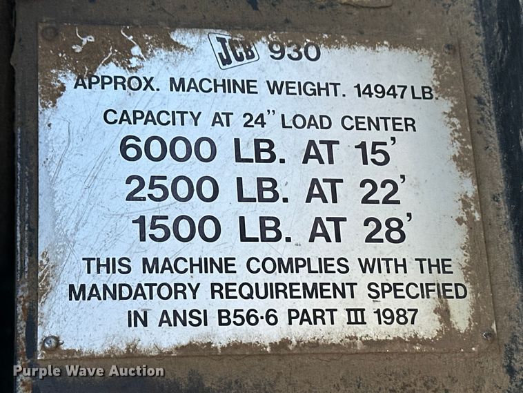 image for item DM2714 2013 JCB 930 forklift