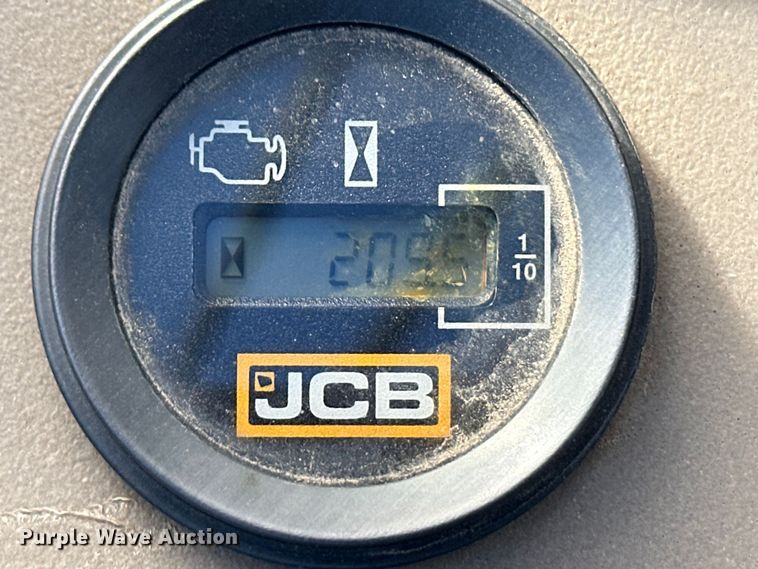 image for item DM2714 2013 JCB 930 forklift