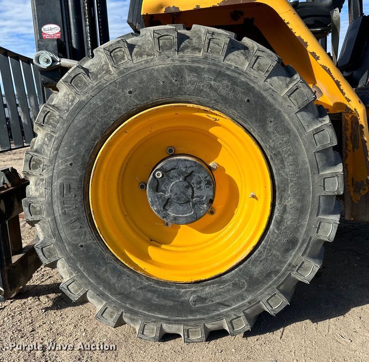 image for item DM2714 2013 JCB 930 forklift