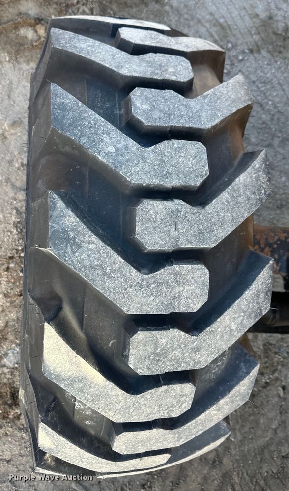 image for item DM2714 2013 JCB 930 forklift