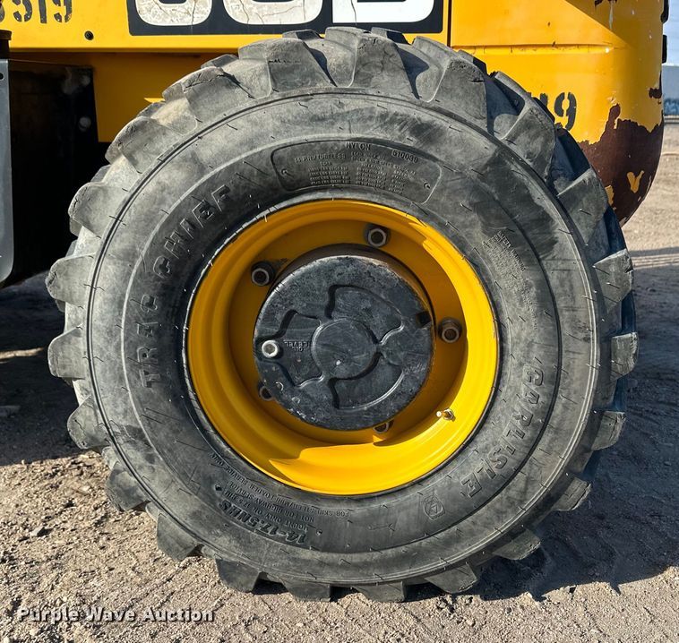 image for item DM2714 2013 JCB 930 forklift