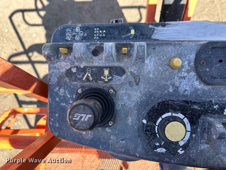 image for item DM2716 2014 JLG 450AJ Series II boom lift