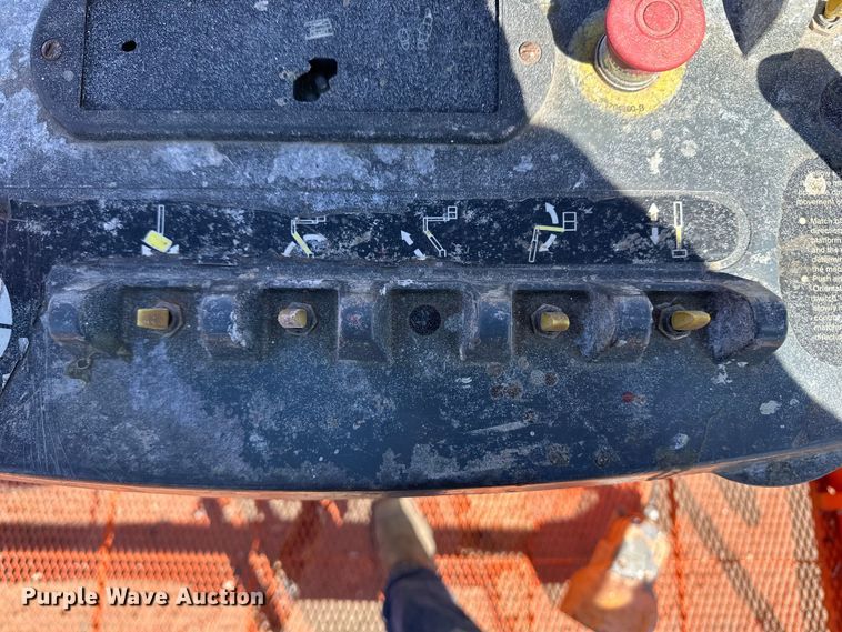 image for item DM2716 2014 JLG 450AJ Series II boom lift