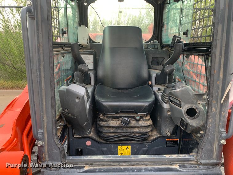 image for item DM7787 2021 Kubota SVL 97-2 skid steer loader