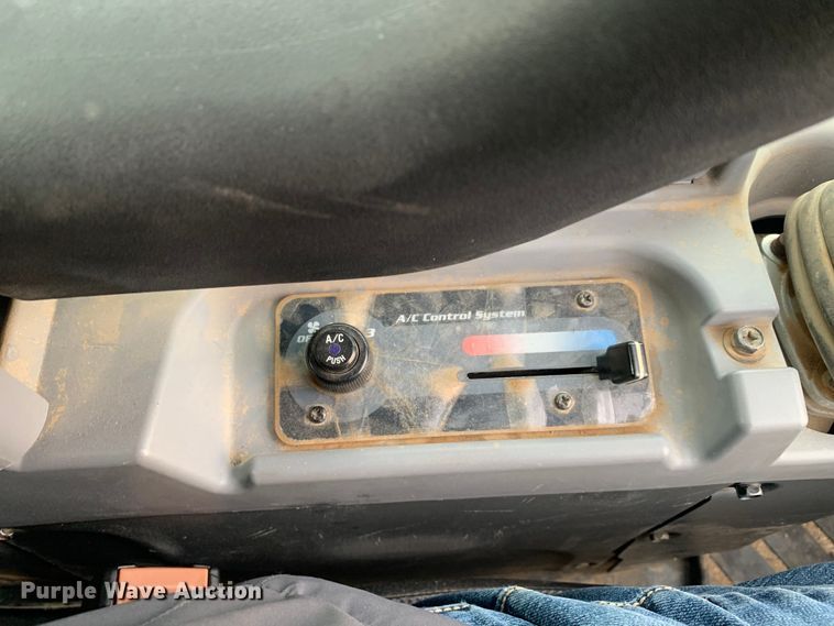 image for item DM7787 2021 Kubota SVL 97-2 skid steer loader