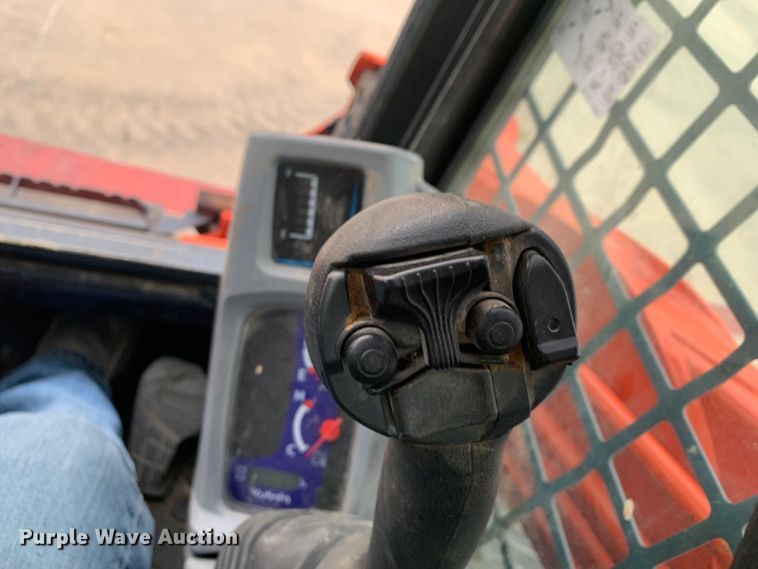 image for item DM7787 2021 Kubota SVL 97-2 skid steer loader