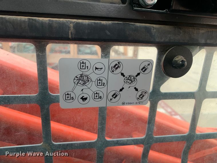 image for item DM7787 2021 Kubota SVL 97-2 skid steer loader