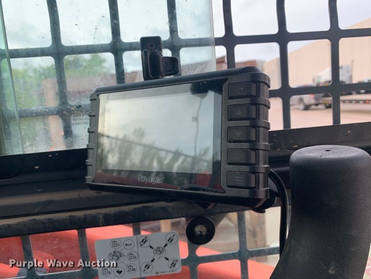 image for item DM7787 2021 Kubota SVL 97-2 skid steer loader