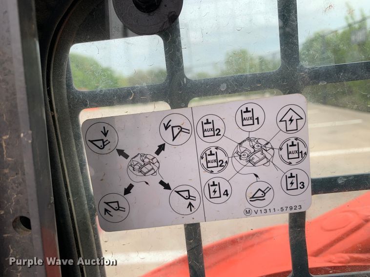 image for item DM7787 2021 Kubota SVL 97-2 skid steer loader