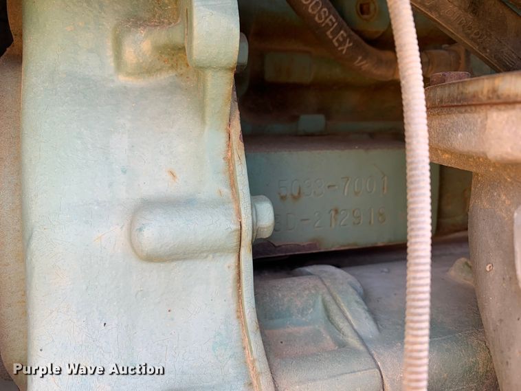 image for item DM7788 Hyster C530A pneumatic roller