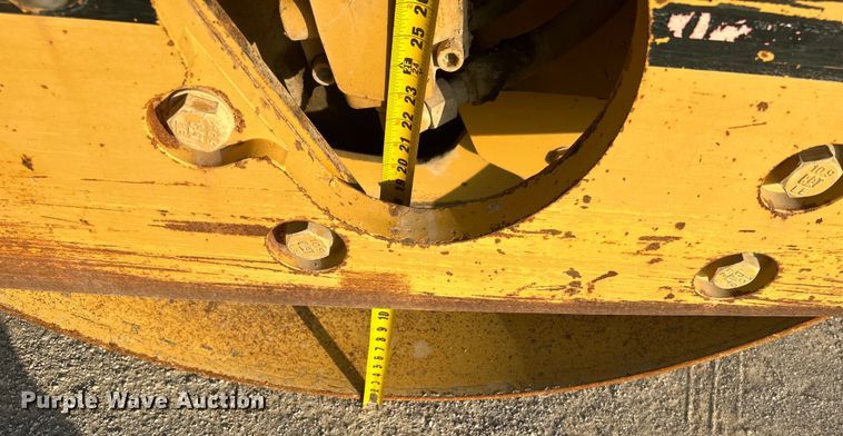 image for item DO1001 2002 Caterpillar CB-634D double drum vibratory roller