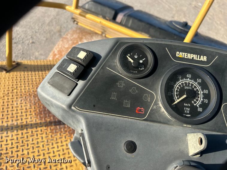 image for item DO1001 2002 Caterpillar CB-634D double drum vibratory roller