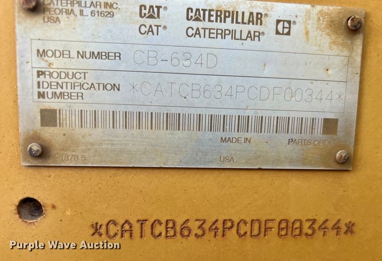 image for item DO1001 2002 Caterpillar CB-634D double drum vibratory roller