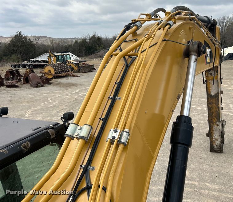 image for item DO1003 2013 Caterpillar 349E L excavator