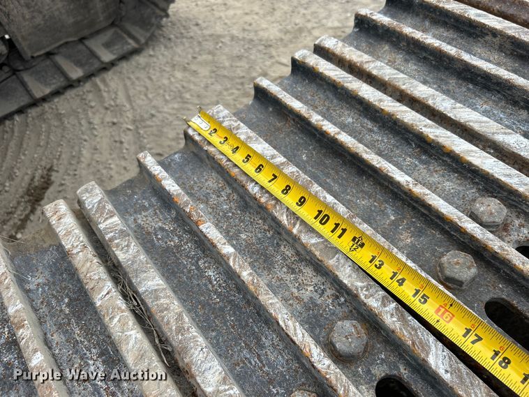 image for item DO1003 2013 Caterpillar 349E L excavator