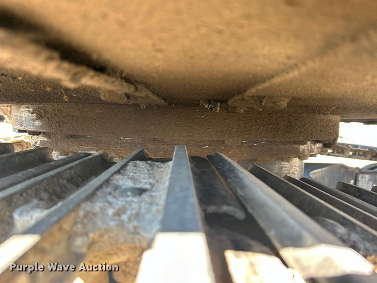 image for item DO1016 2011 John Deere 200D LC excavator