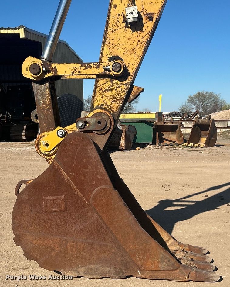 image for item DO1017 2008 Caterpillar  325D L excavator