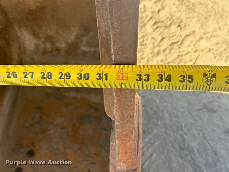 image for item DO1017 2008 Caterpillar  325D L excavator