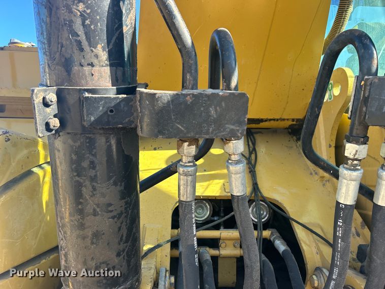 image for item DO1017 2008 Caterpillar  325D L excavator