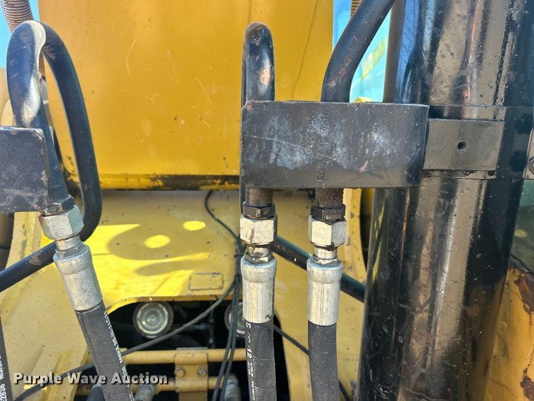 image for item DO1017 2008 Caterpillar  325D L excavator