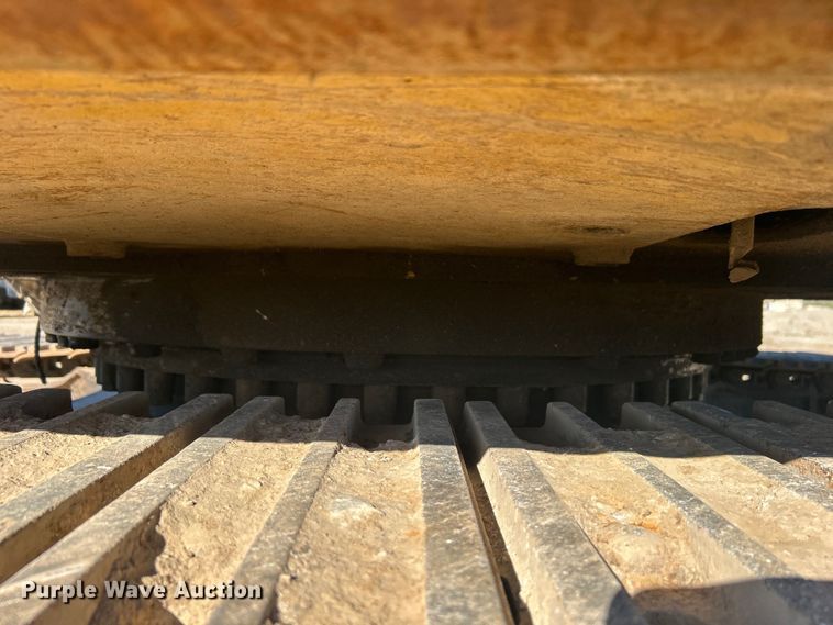 image for item DO1017 2008 Caterpillar  325D L excavator