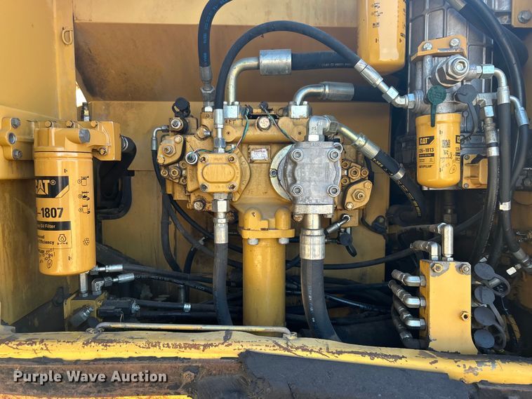 image for item DO1017 2008 Caterpillar  325D L excavator