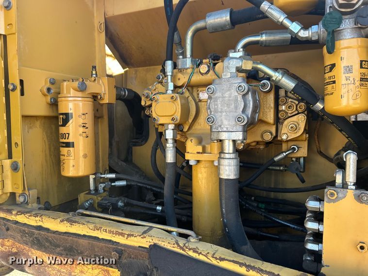 image for item DO1017 2008 Caterpillar  325D L excavator