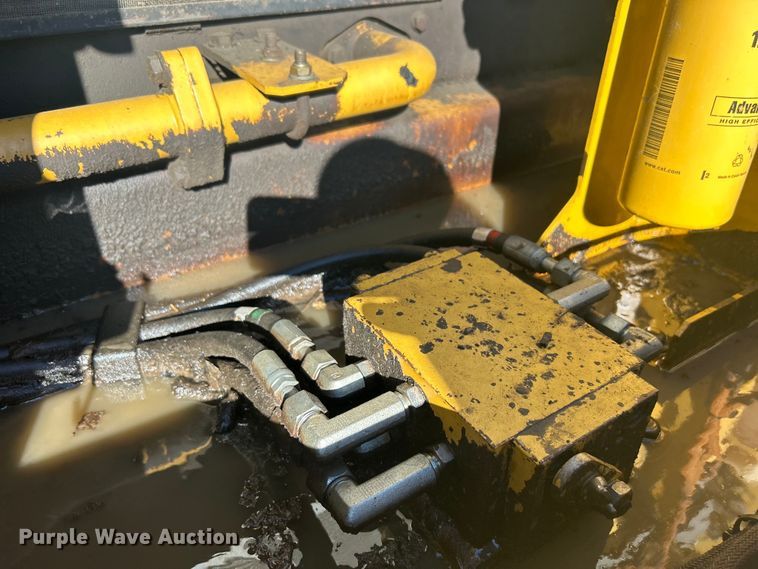 image for item DO1017 2008 Caterpillar  325D L excavator