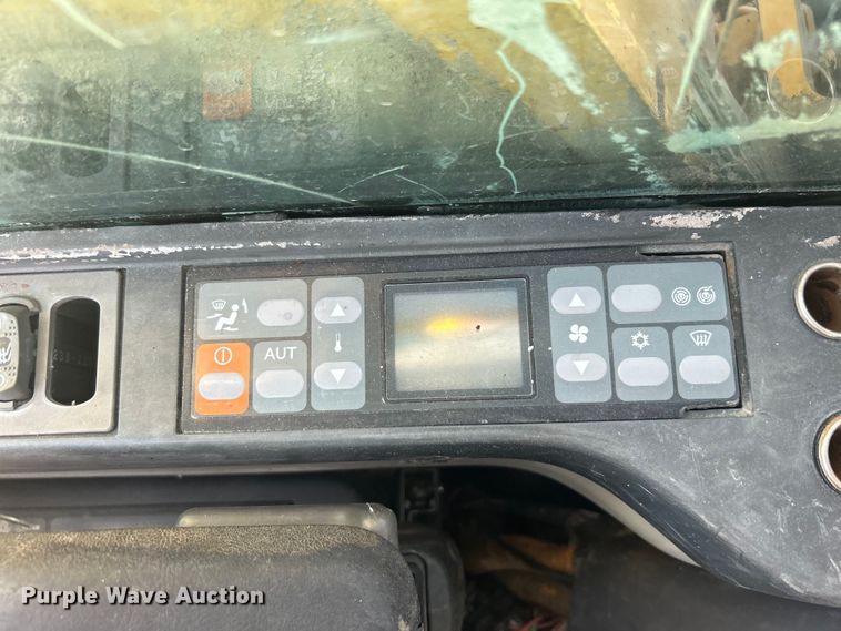 image for item DO1017 2008 Caterpillar  325D L excavator