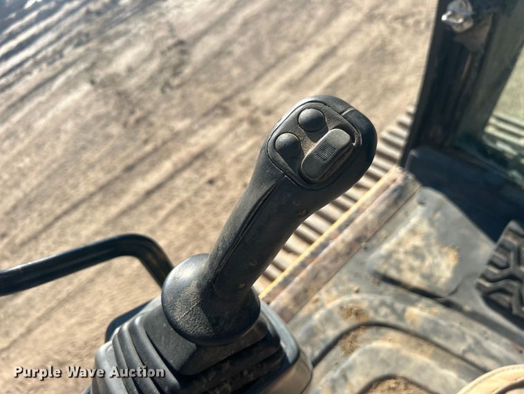 image for item DO1017 2008 Caterpillar  325D L excavator