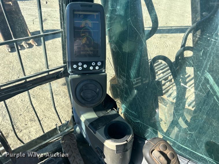 image for item DO1017 2008 Caterpillar  325D L excavator