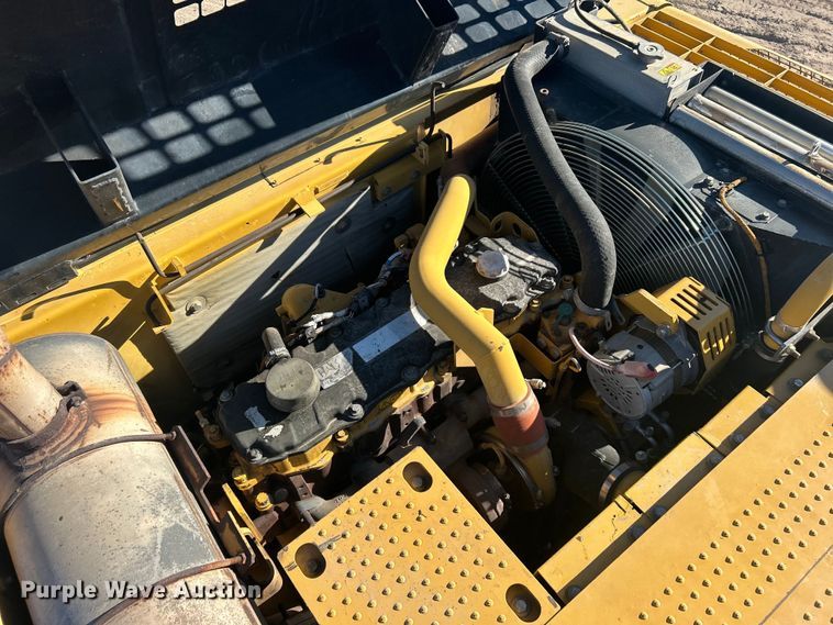 image for item DO1017 2008 Caterpillar  325D L excavator