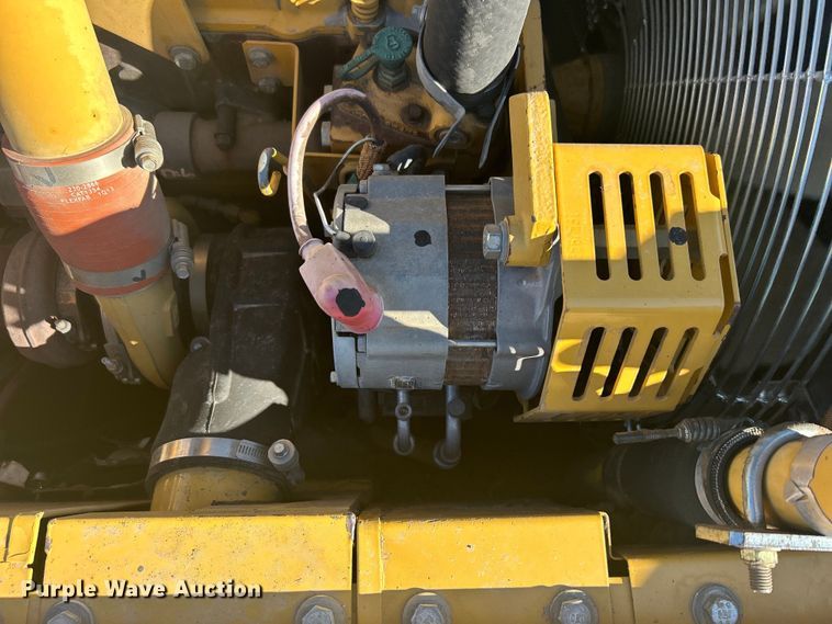 image for item DO1017 2008 Caterpillar  325D L excavator