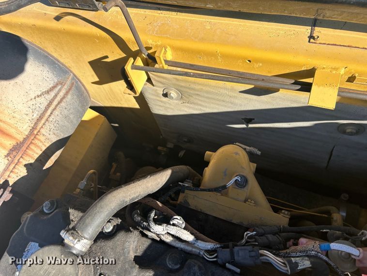 image for item DO1017 2008 Caterpillar  325D L excavator