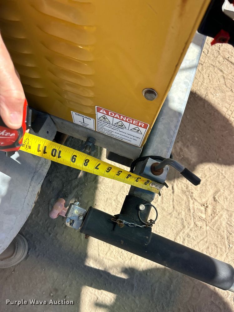 image for item DO1018 Warren Power Systems  WCW204MH light plant