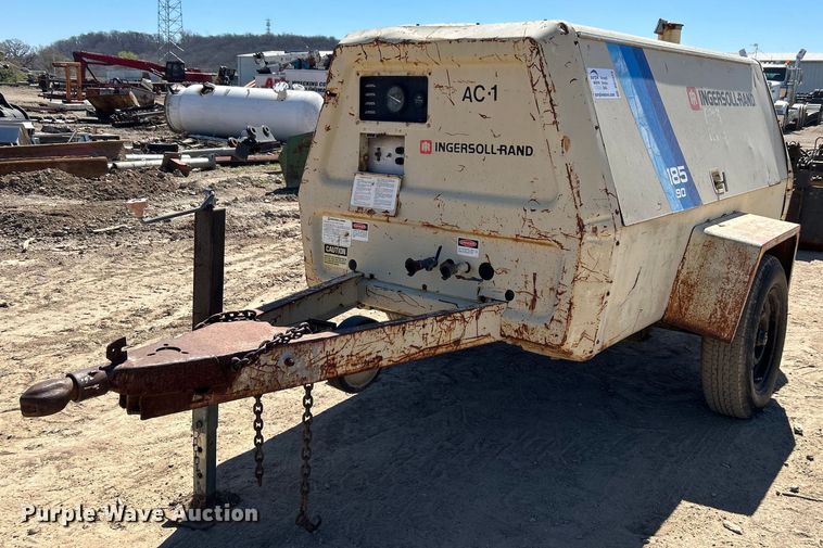 image for item DO1019 Ingersoll Rand 185 air compressor