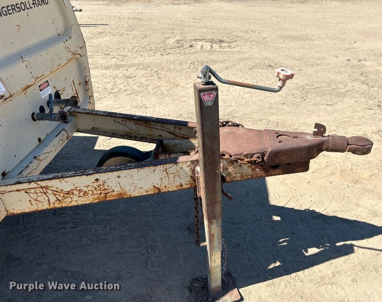 image for item DO1019 Ingersoll Rand 185 air compressor